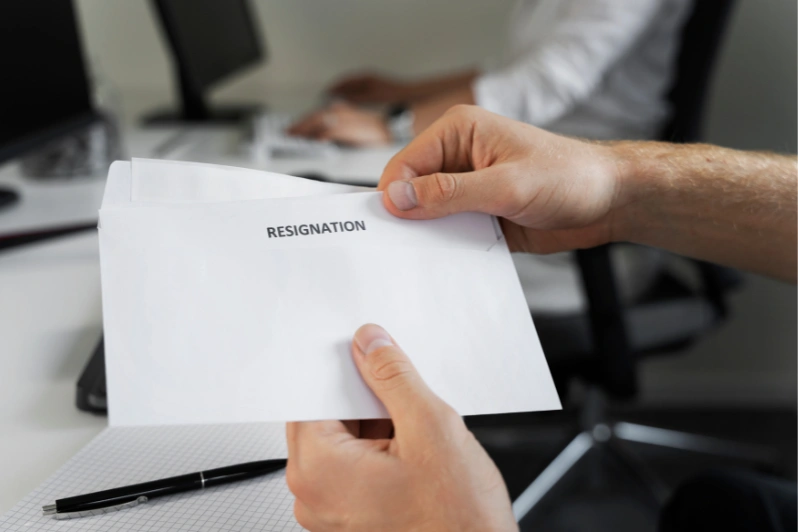 Notice period uae